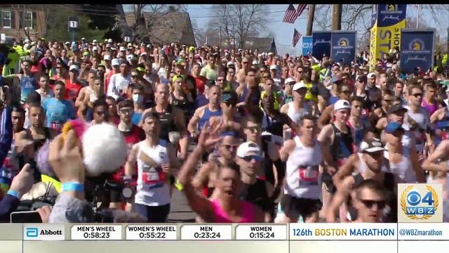 First Wave Of Boston Marathon Runners Take Off From Start Line смотреть онлайн