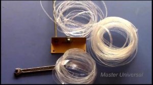 Приспособление для нарезки полосок из пластиковых бутылок.