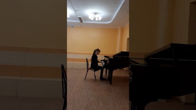 Стозуб Алена, И. С. Бах I том, Прелюдия и фуга B dur смотреть онлайн
