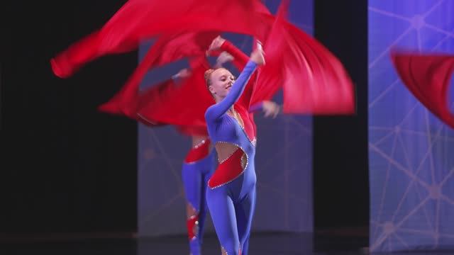 Церемония открытия городской конкурсной программы «Новые вершины» смотреть онлайн