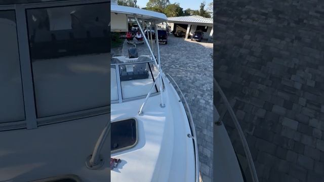 Hydra-Sports 2450 WA смотреть онлайн