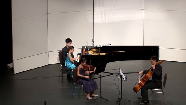 YMS 2014 The Golden Days- An Era of Diversity- Chamber Music Evening смотреть онлайн