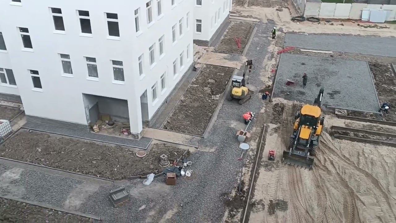 Детский сад почти готов смотреть онлайн