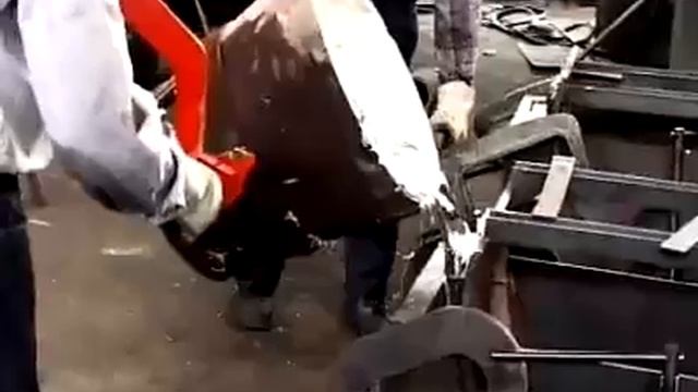 Манипулятор для работы с литейными ковшиками смотреть онлайн