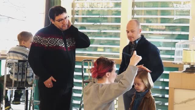 Евгений Стычкин в рекламе "Мегафон" - Филолог 07 03 2016 (бекстейдж) смотреть онлайн
