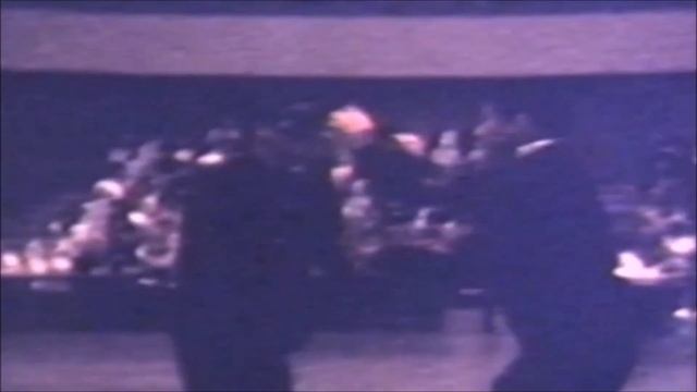 Брюс Ли - Хороший боец не тот, кто напряжен, а тот, кто готов смотреть онлайн