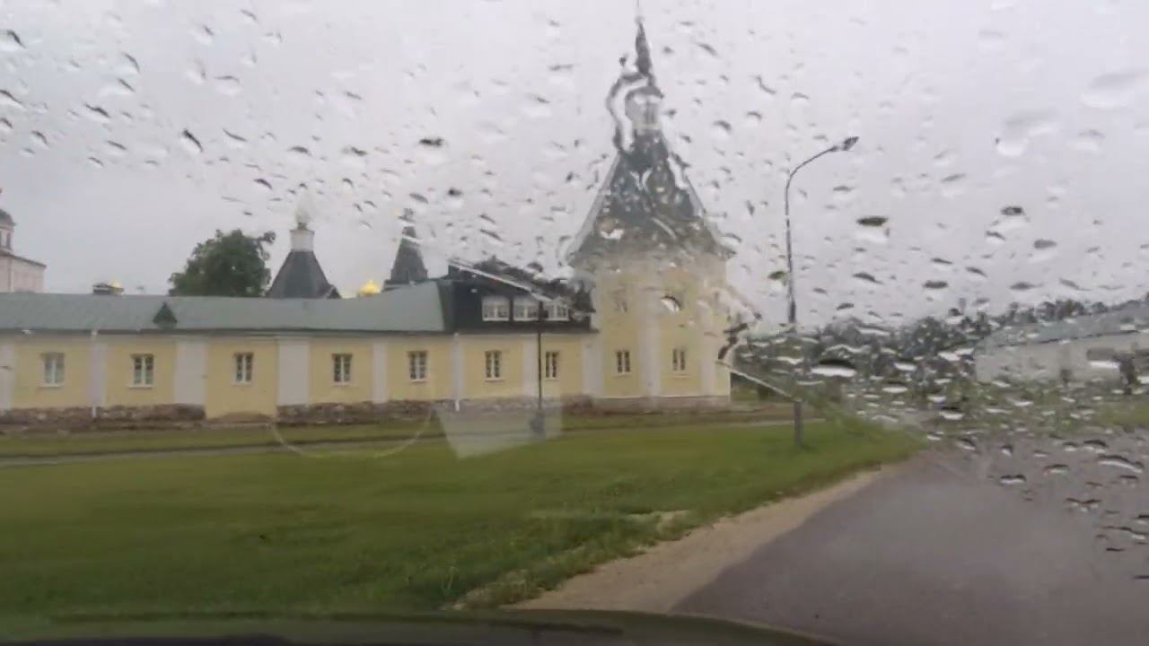Новгородские дороги. Подъезд к монастырю на озере Валдай смотреть онлайн