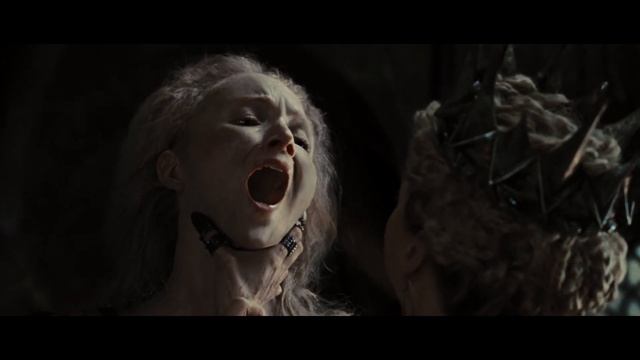 Dark Things | Ravenna & Freya | The Evil Queen and The Ice Queen смотреть онлайн