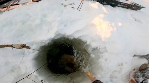 Рыбалка у чёрной дыры. Ловля налима. Тридцать девятая серия в ТОП.