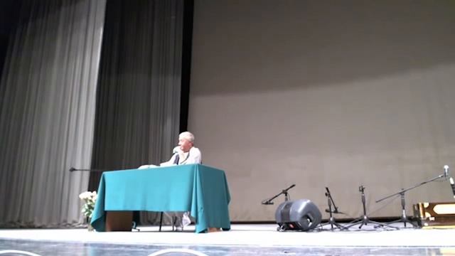 ОБРАЩАТЬСЯ К ГАДАЛКЕ - Александр Хакимов - 2014, Москва смотреть онлайн