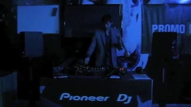 Trumpet & DJ - Ross Couch Playin' Jazz Feat. SilverT (trumpet) Live