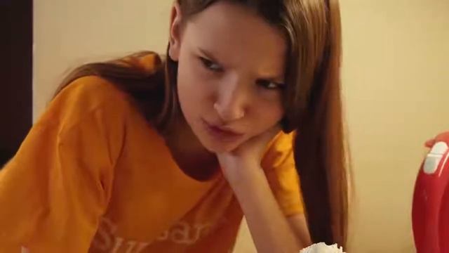 ЧЕМ МИЛАНА FAMILY BOX НАКОРМИЛА МЕНЯ смотреть онлайн