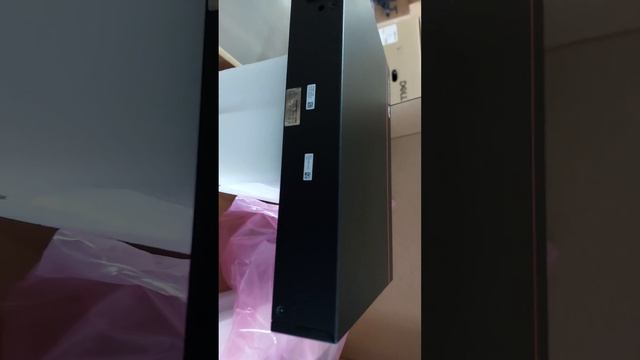 Huawei CloudEngine S5735-L8P4S-A1 Switch Unboxing #unboxing #networking#huawei