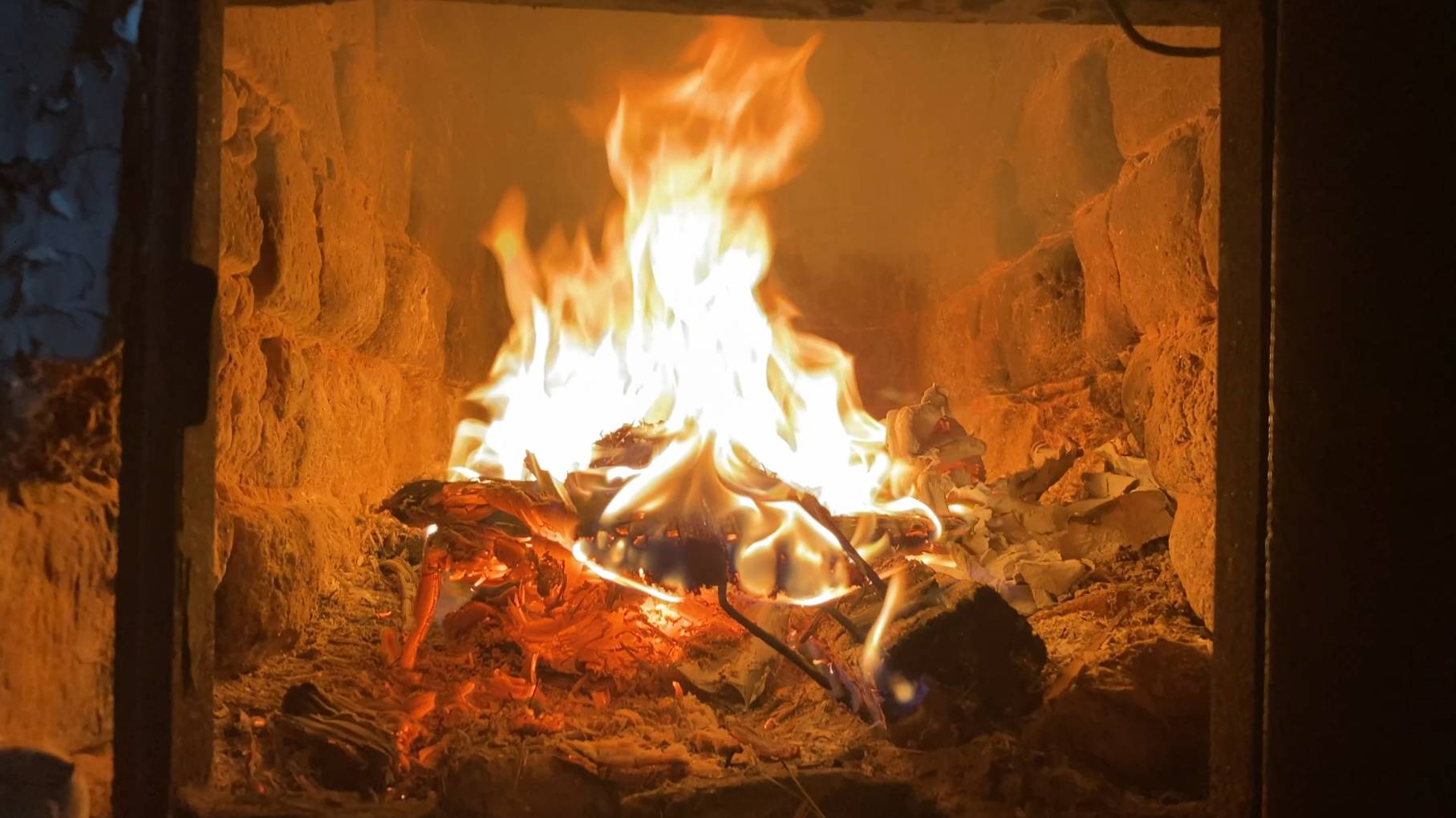 Топим печь в июне. В отпуск на УАЗике. Часть 14 смотреть онлайн