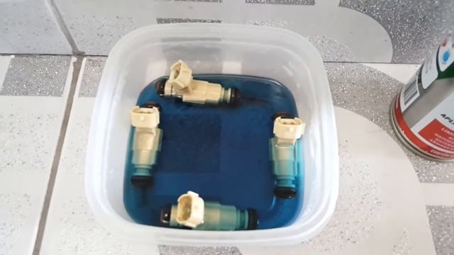 Limpeza de bicos e aplicação de Perfect Clean смотреть онлайн