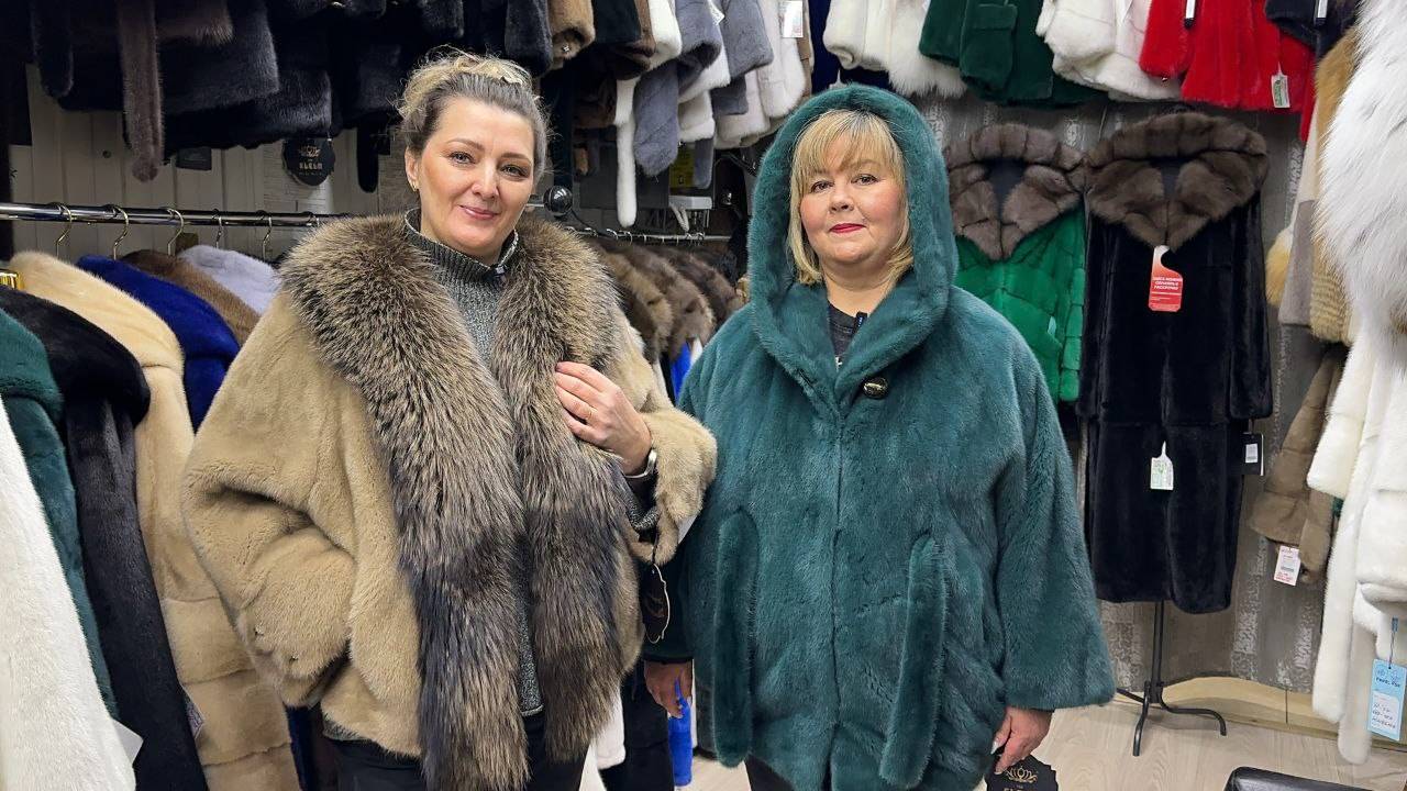 Новогодние шубы в салоне "Дом меха у Ромы" смотреть онлайн