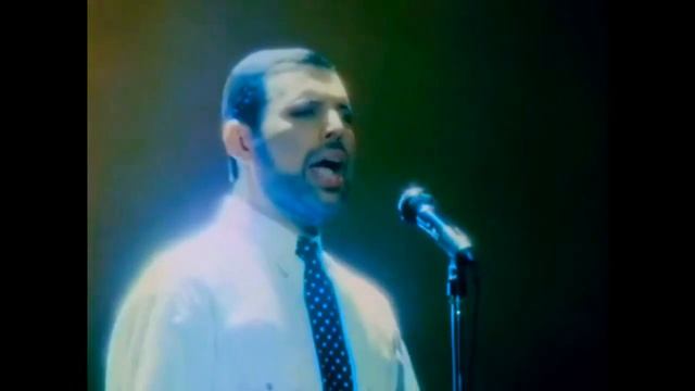 Queen - the show must go on (Live Video) смотреть онлайн