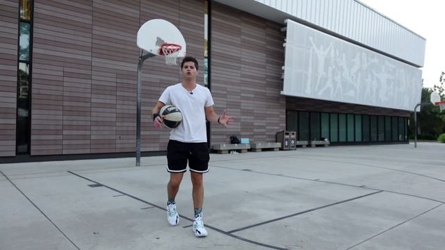 Nike Zoom Freak 4 - First Impressions & On Court Review смотреть онлайн