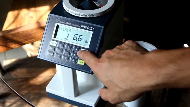 เครื่องวัดความชื้นโกโก้ Cacao Moisture Meter Kett (Japan) สำหรับวัดโกโก้และกาแฟโดยเฉพาะมาตรฐาน ISO смотреть онлайн