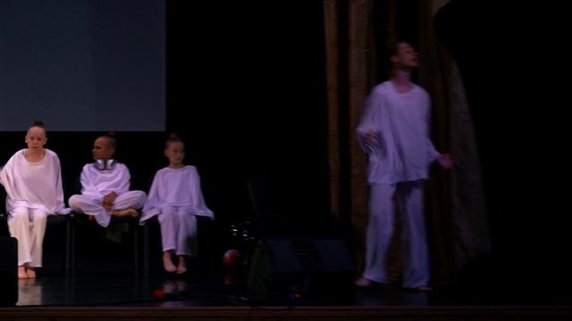 Театральный Коллектив " Многоточие "
Спектакль: " День Рождения " смотреть онлайн