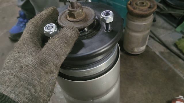 Дискавери 4 замена переднего пневмобаллона