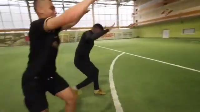 Шок!Эйтан и black пантера из 2Drots флексят под Абу бандита в течении 10 минут!!! смотреть онлайн