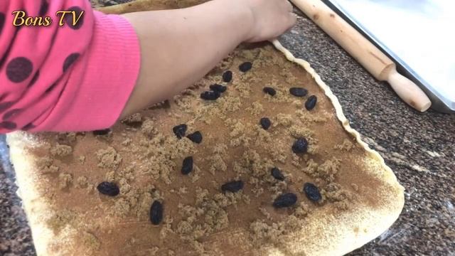 CINNAMON ROLLS WITH WALNUTS & RAISINS / HOW TO MAKE CINNAMON ROLLS /Bons TV смотреть онлайн