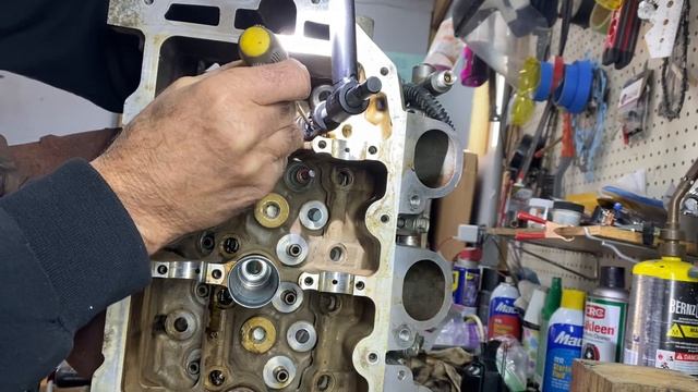 09,10,11,12,13,14,15,16,17 GM 3.6 Buick Enclave pt.12 stretched timing chains bent valves смотреть онлайн