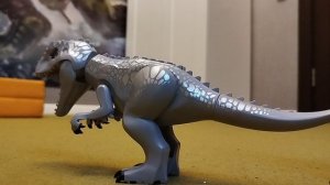 легендарная битва из Jurassic World 1......