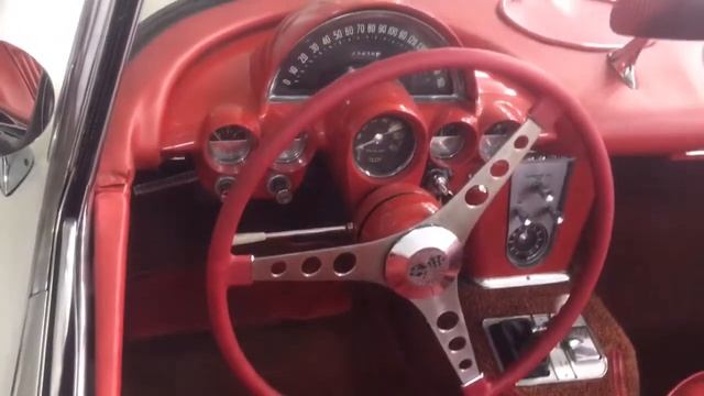 1957 Chevrolet Corvette Convertible смотреть онлайн