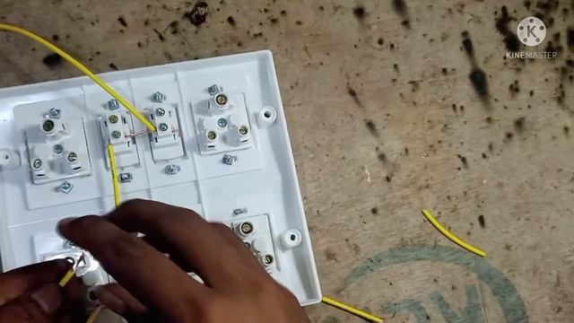 4 switch 4 socket board ki connection Kaise Kare/board connection/ board wiring/suich board fitting смотреть онлайн