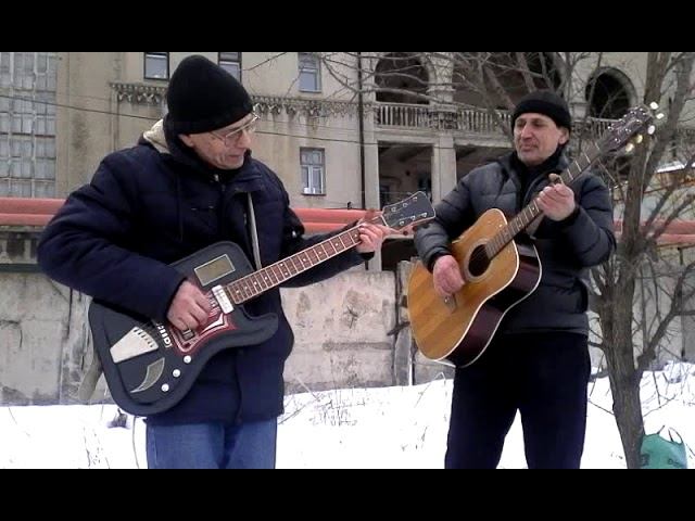 ЗАКОНЧИЛАСЬ ВОДКА , ЭТО АПОКАЛИПСИС ! (авторская песня на гитаре) смотреть онлайн
