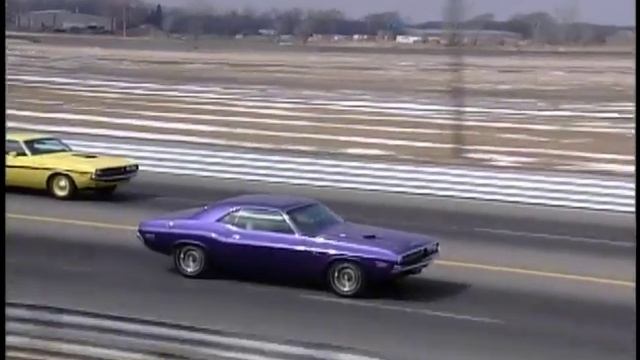 Challenger Restoration part 16 Drag Strip: Dream Car Garage 2001 Season смотреть онлайн
