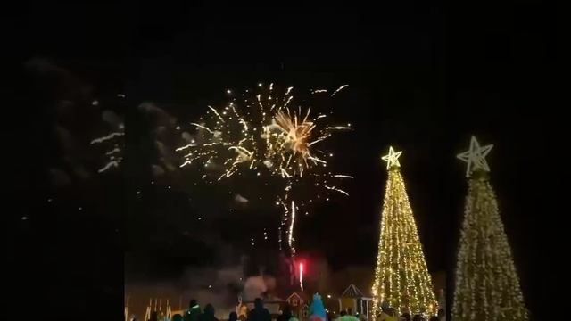 Салют в Парке Сказов
Салютыч смотреть онлайн