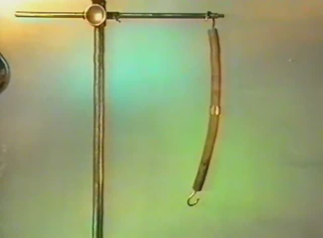 Физика. Опыты. Механика сплошных сред. Упругие свойства тел. Изменение поперечного сечения образца смотреть онлайн