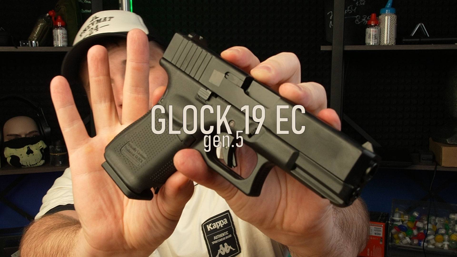 Страйкбольный пистолет East Crane Glock 19 Gen.5 GBB Black (EC-1303-BK) смотреть онлайн