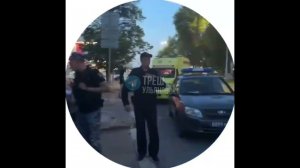 ⚡️ Женщина в крови лежала у ЦУМаЕё забрали в реанимацию. Там же Росгвардия связала и задержала парня