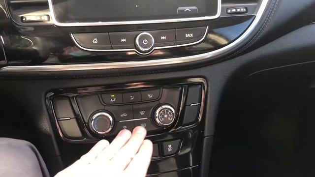 2018 Buick Encore Sport Touring смотреть онлайн