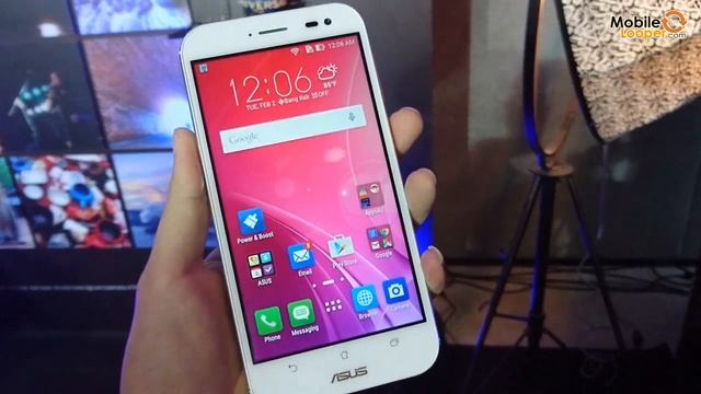 พรีวิวลองจับ ASUS Zenfone Zoom รุ่นไฮเอนด์ เน้นกล้องหลัง ราคาเอาเรื่อง смотреть онлайн