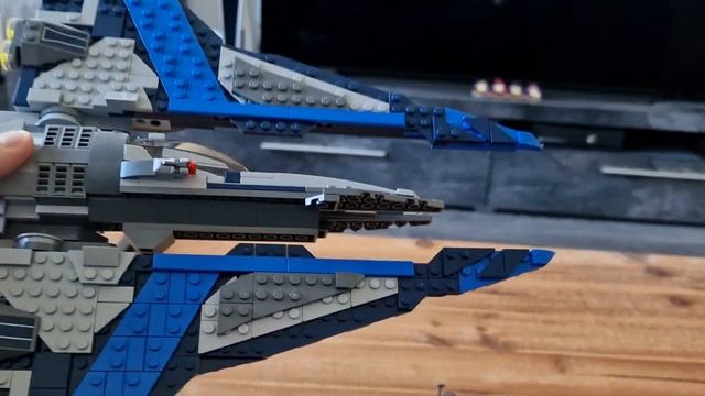 LEGO® Star Wars™ - Mandalorian Starfighter™ 75316 смотреть онлайн
