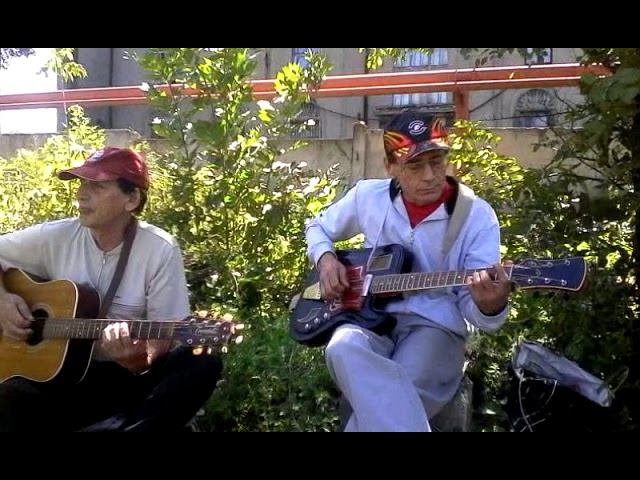ЦВЕТЫ ДЛЯ ДЕВУШКИ (авторская песня на гитаре) смотреть онлайн