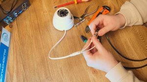 Как подключить аналоговую (AHD) камеру своими руками