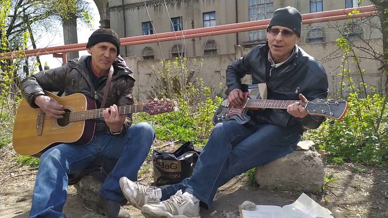 Пасха, Покрашу Яйца Краской (авторская песня на гитаре) смотреть онлайн