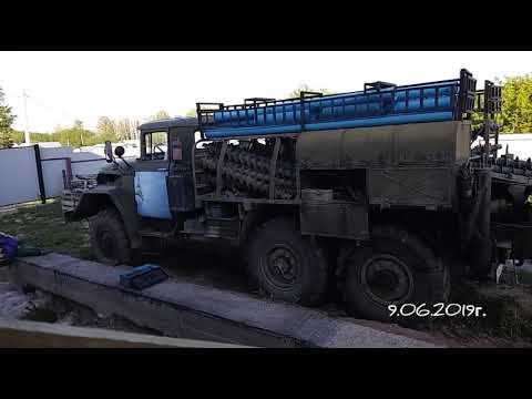 Бурение скважин на воду. Бурение скважины у меня на участке. Скважина на воду. Бурим скважину ЗИЛ. смотреть онлайн