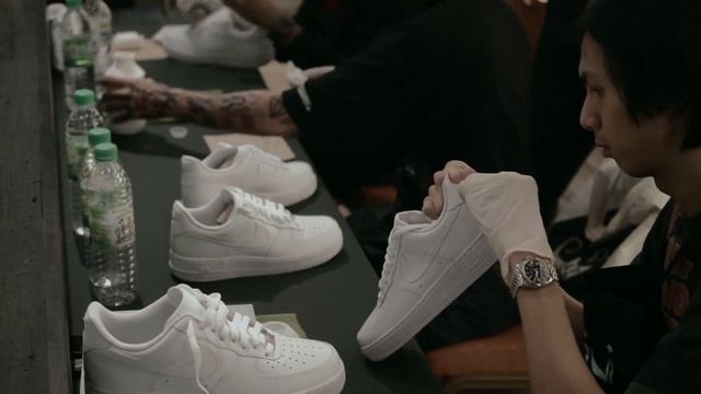 SBTG Nike Air Force 1 "White Saigon" Workshop Recap | CROSSOVER Sunway смотреть онлайн
