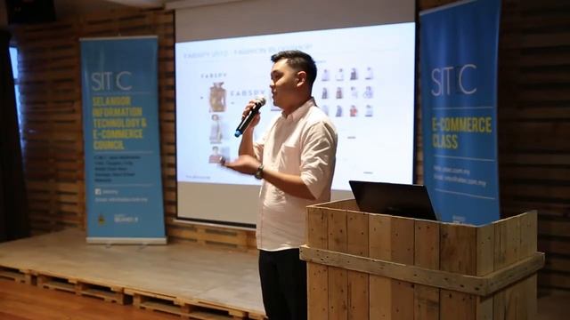 2017 SITEC EC 201 BM: Pengurusan Produk смотреть онлайн