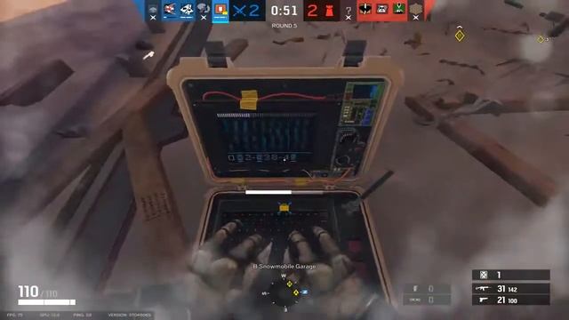 Krombopulos Michael defends the defuser смотреть онлайн