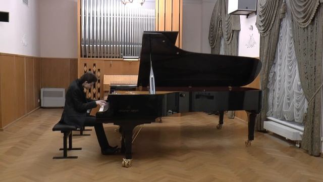 Schumann Sonata No. 1 in F-sharp minor / D. Bogdanov смотреть онлайн
