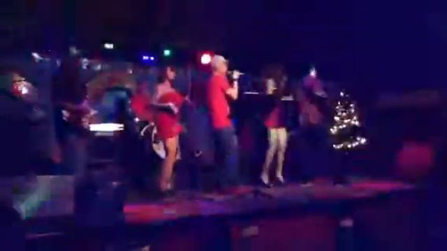 MOVES LIKE JAGGER(Radio B47 Band) смотреть онлайн