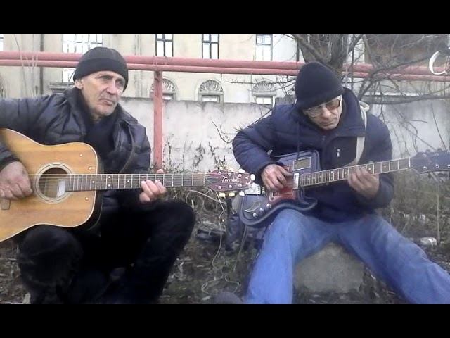 ПОСЛЕ ДОЖДЯ ЗИМОЙ ЛУЖИ.. (авторская песня на гитаре) смотреть онлайн